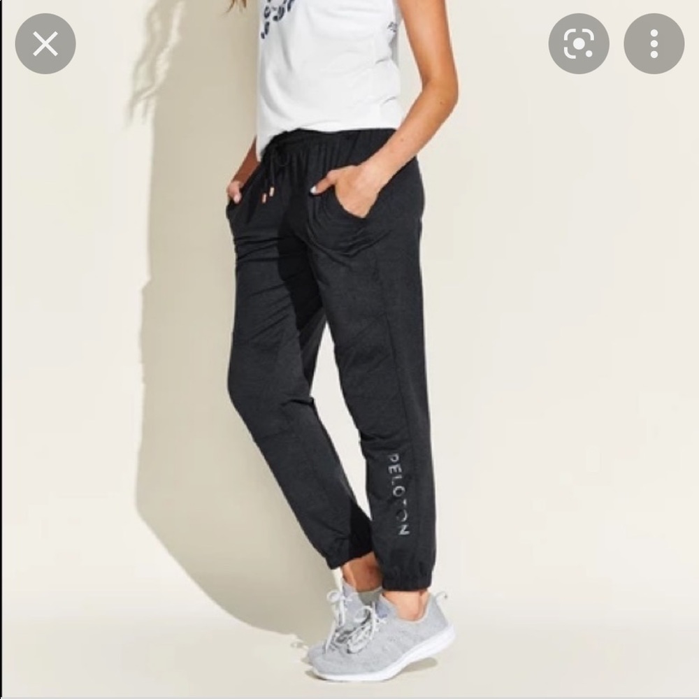 Peloton Nualime Cooldown Jogger